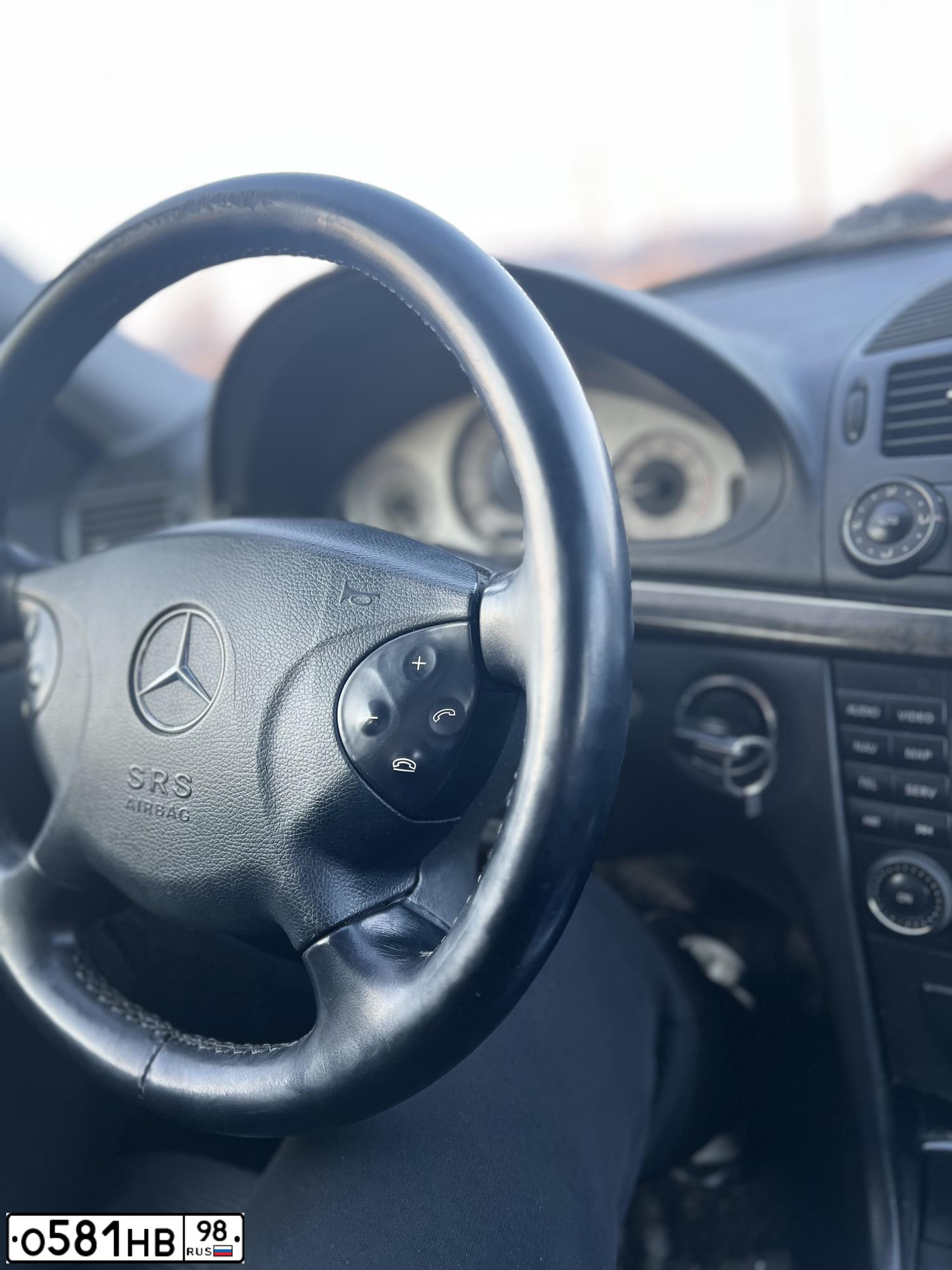 Фото автомобиля MERCEDES-BENZ E-KLASSE, 2003 — госномер Х335ТО43