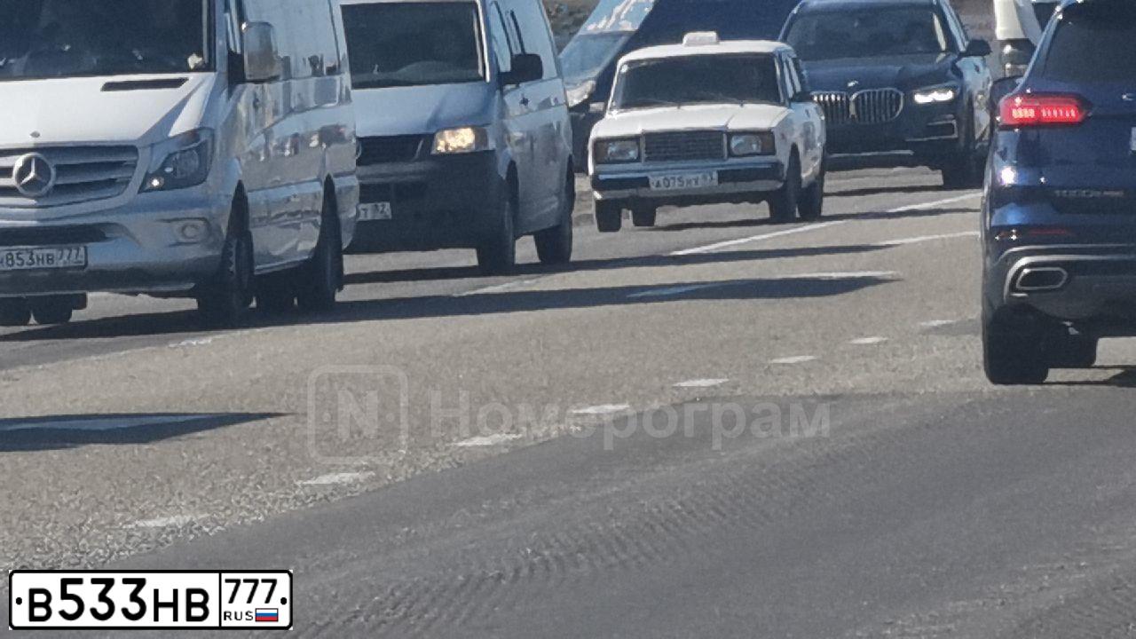 Фото автомобиля AUDI Q3, 2014 — госномер Н065УУ797. Цвет: СЕРЫЙ