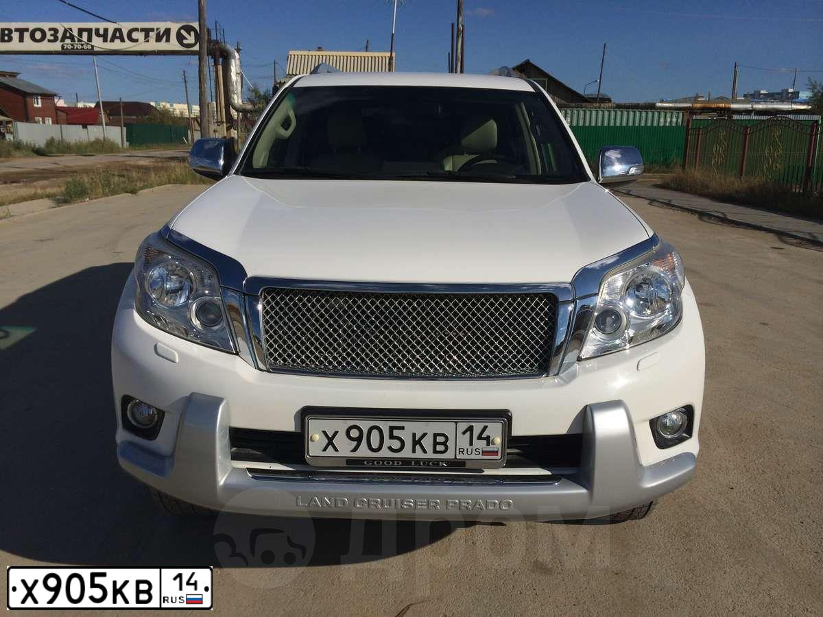 Фото автомобиля TOYOTA LANDCRUISER, 2011 — госномер Н005ВС14. Цвет: БЕЛЫЙ