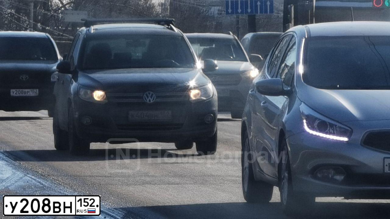Фото автомобиля LADA 2114 SAMARA, 2008 — госномер У208ВН152. Цвет: Темно-зеленый