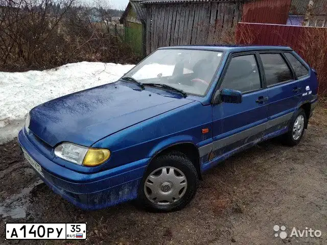 Фото автомобиля LADA 2114 SAMARA, 2003 — госномер А140РУ35. Цвет: СЕРЕБРИСТЫЙ ЯРКО-СИНИЙ