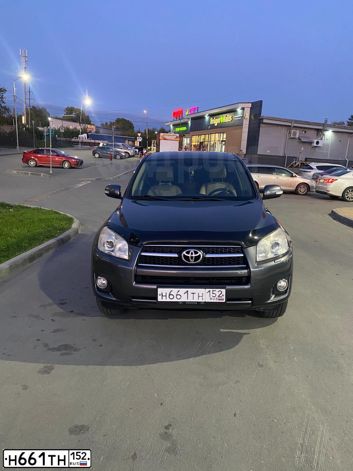 Фото автомобиля TOYOTA RAV4, 2008