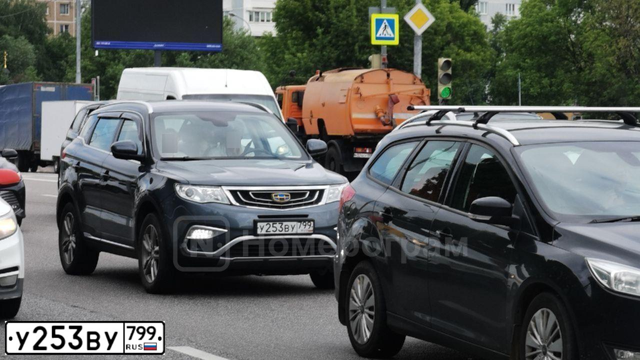 Фото автомобиля GEELY ATLAS, 2018 — госномер А370АО250