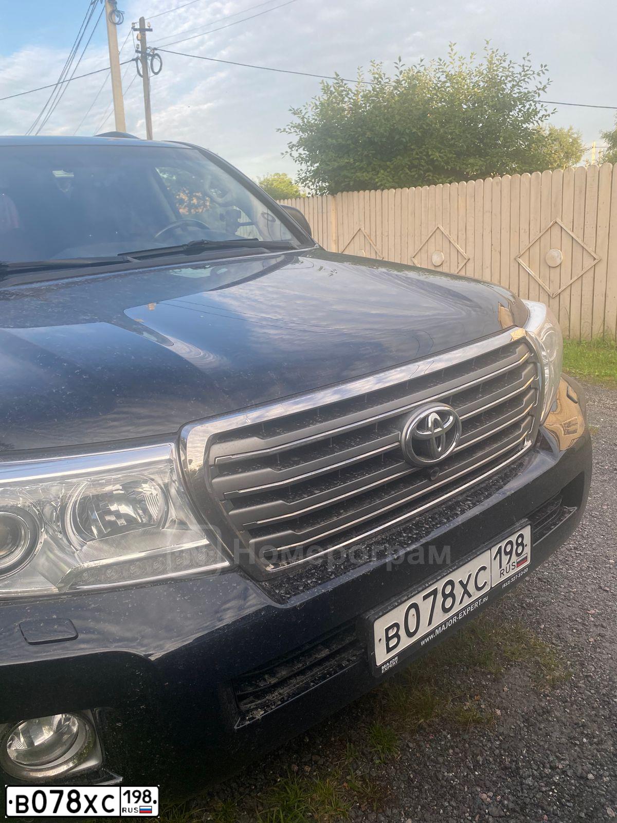 Фото автомобиля TOYOTA LANDCRUISER 200, 2014 — госномер В078ХС198. Цвет: ЧЕРНЫЙ