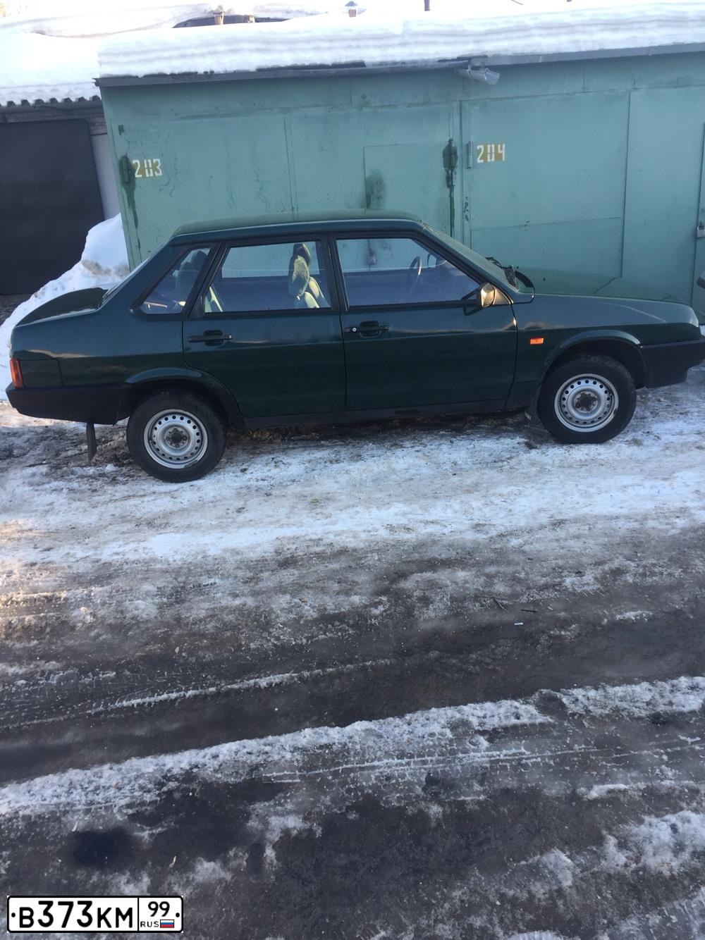 Фото автомобиля LADA 2109 SAMARA, 1999 — госномер В373КМ99. Цвет: ЗЕЛЕНЫЙ
