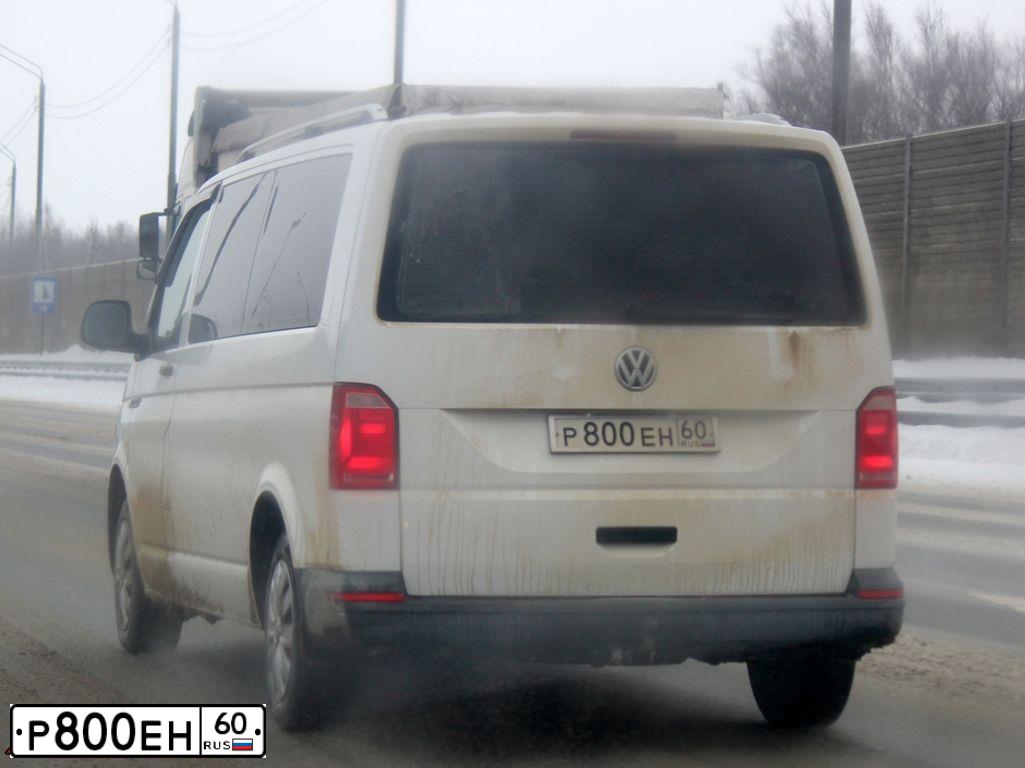 Фото автомобиля KIA SPORTAGE, 2010 — госномер У445КА60. Цвет: ЧЕРНЫЙ