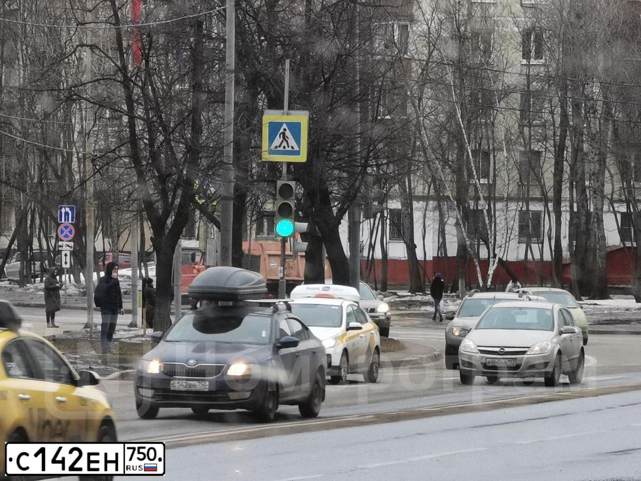Фото автомобиля FORD FOCUS, 2006 — госномер А493ХС33