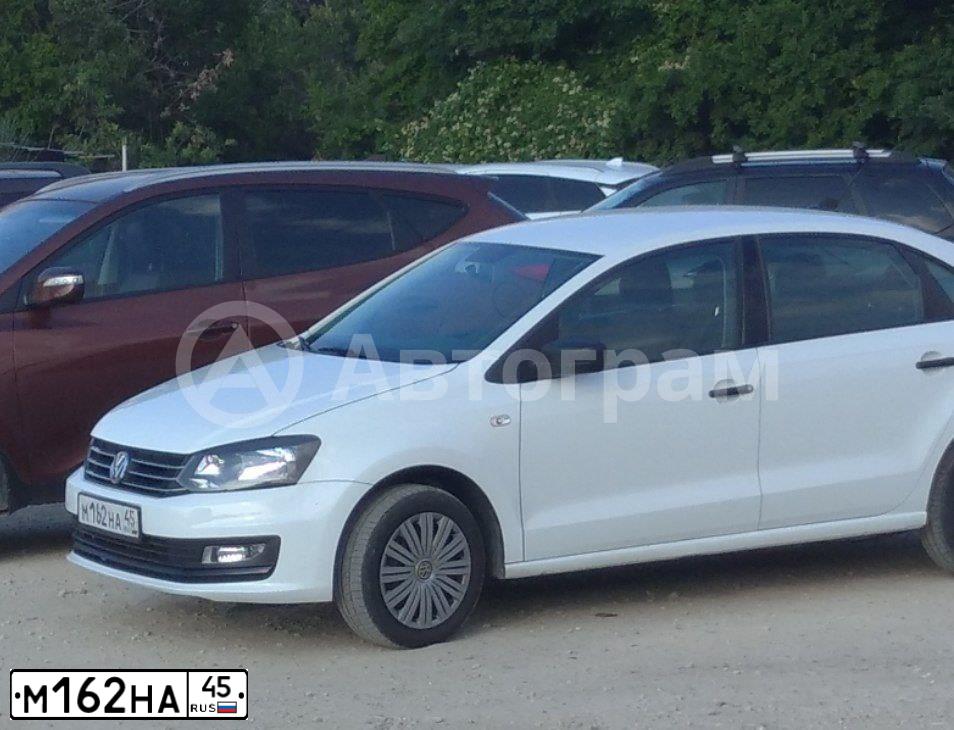 Фото автомобиля VOLKSWAGEN POLO, 2019 — госномер К283УВ193. Цвет: Белый