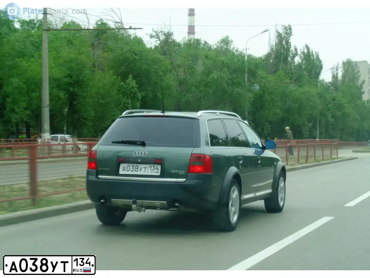 Фото автомобиля AUDI A6, 2001 — госномер А038УТ134. Цвет: ЗЕЛЕНЫЙ