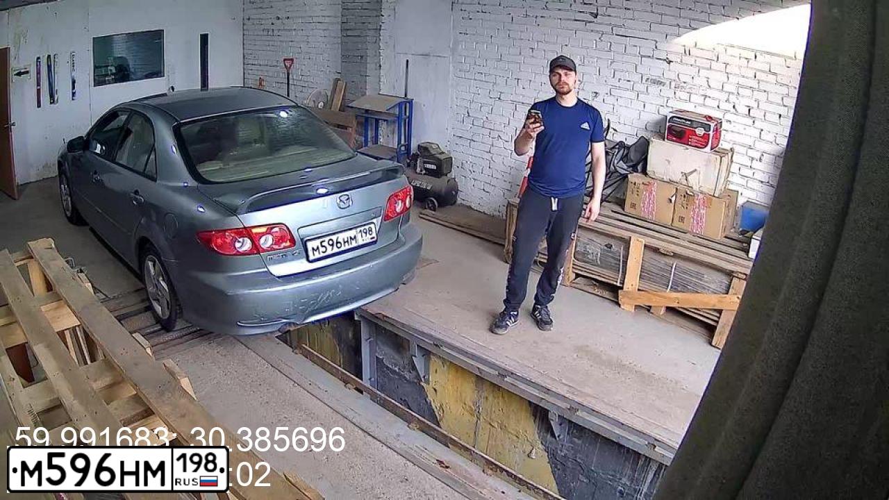Фото автомобиля MAZDA 6, 2003 — госномер М596НМ198. Цвет: СВЕТЛО-ЗЕЛЕНЫЙ