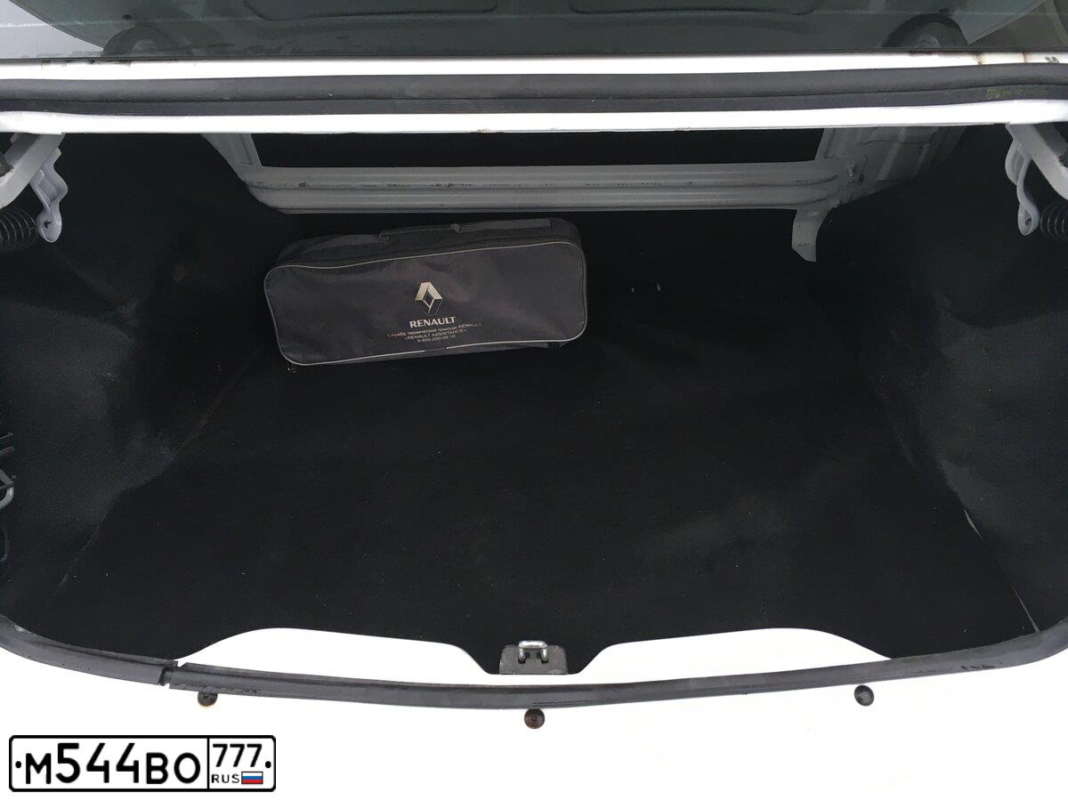 Фото автомобиля RENAULT LOGAN, 2014 — госномер О656РС27