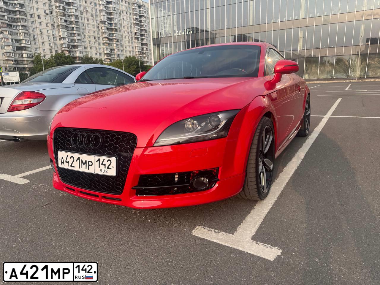 Фото автомобиля AUDI A3, 2012 — госномер Н470АТ550. Цвет: Красный