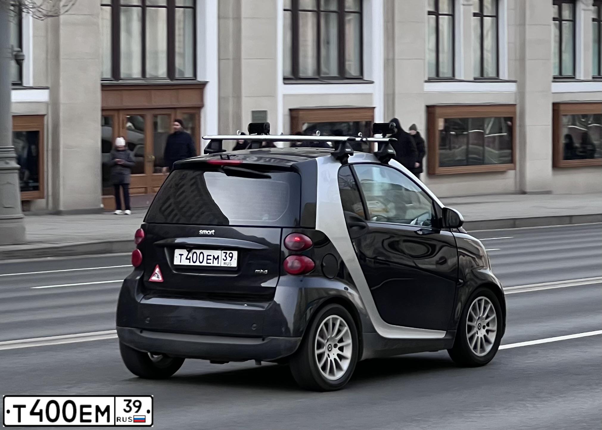Фото автомобиля SMART FORTWO, 2009 — госномер Т400ЕМ39. Цвет: ЧЕРНО-СЕРЫЙ