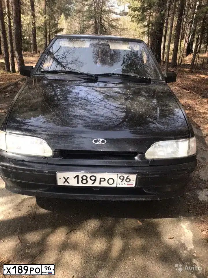 Фото автомобиля LADA 2113 SAMARA, 2010 — госномер К825ОС196. Цвет: СИНЕ-ЧЕРНЫЙ