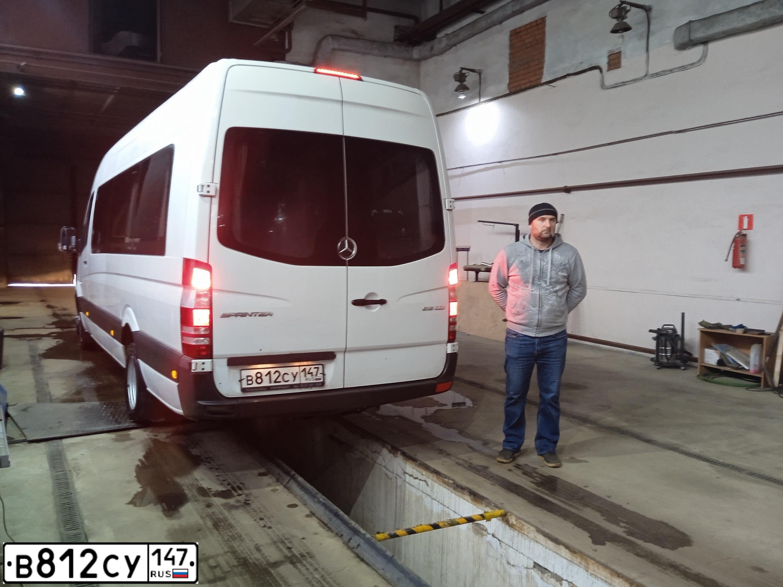 Фото автомобиля MERCEDES-BENZ E-CLASS 223602, 2018 — госномер У658КК198. Цвет: Белый