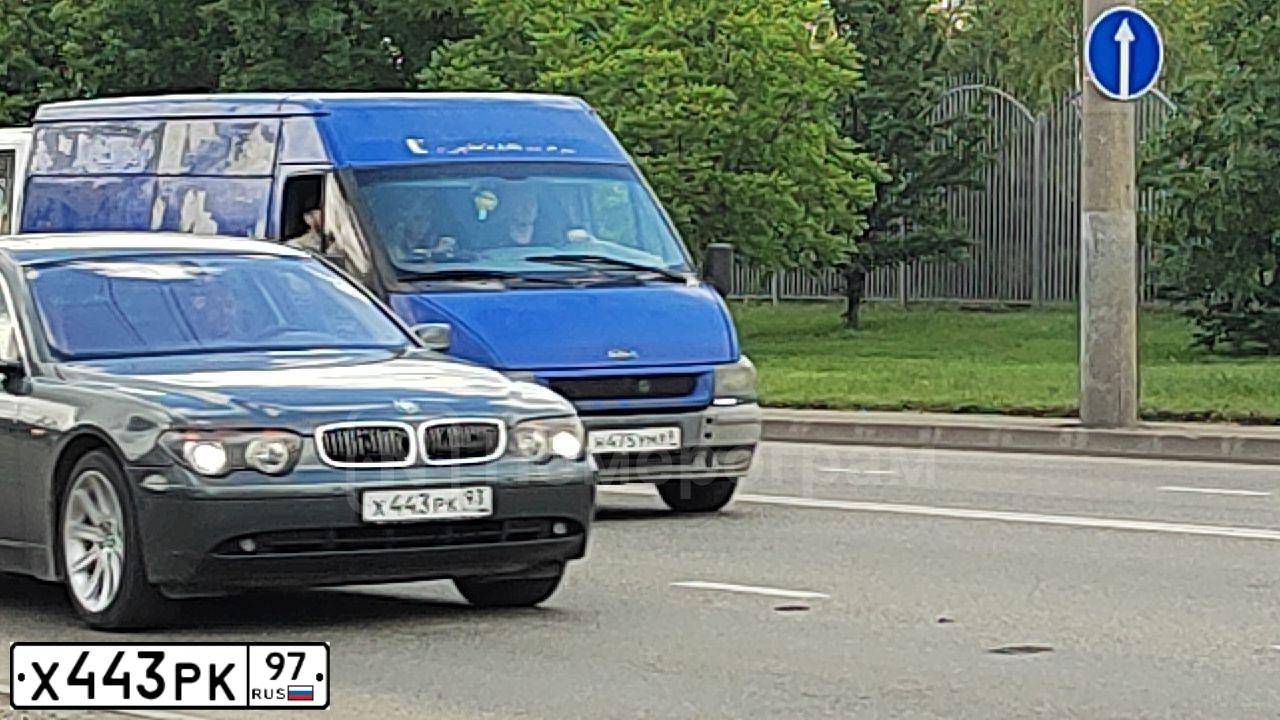 Фото автомобиля FORD MONDEO, 2000 — госномер Р061УВ32. Цвет: (БЕЛЫЙ)СЕРЕБРИСТЫЙ