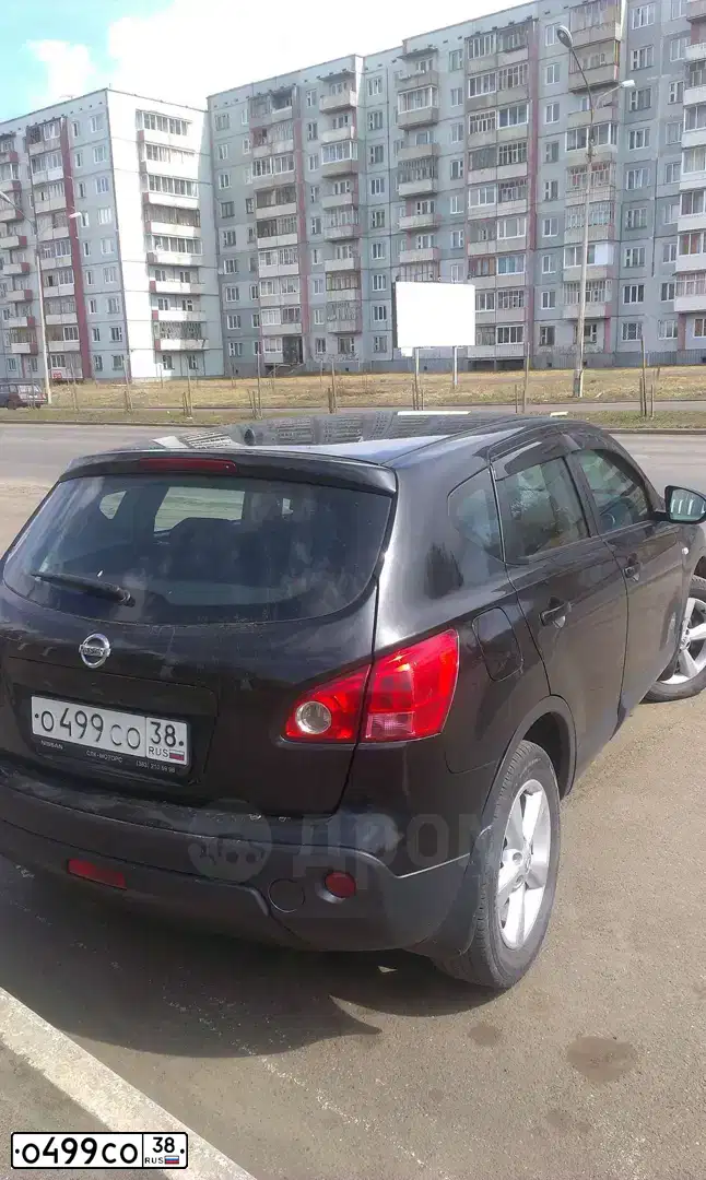 Фото автомобиля NISSAN QASHQAI, 2008 — госномер О499СО38. Цвет: ЧЕРНЫЙ