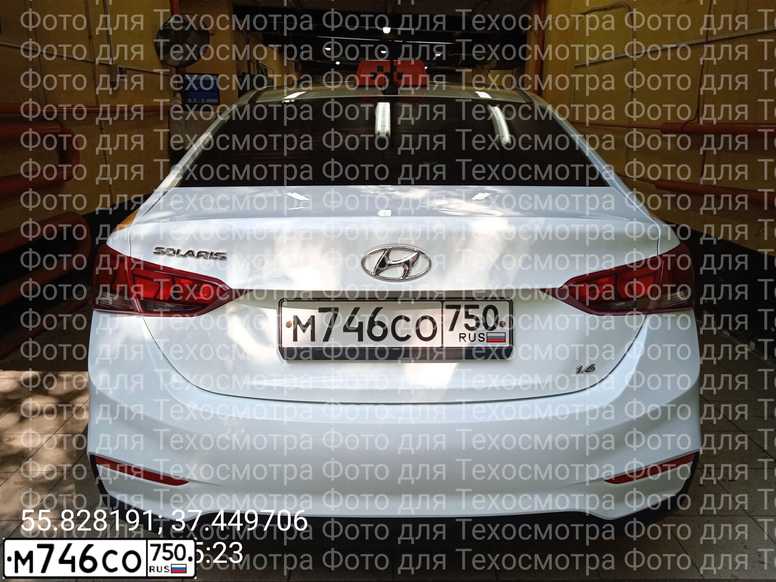 Фото автомобиля VOLKSWAGEN POLO, 2013 — госномер Н727ХС26. Цвет: Белый