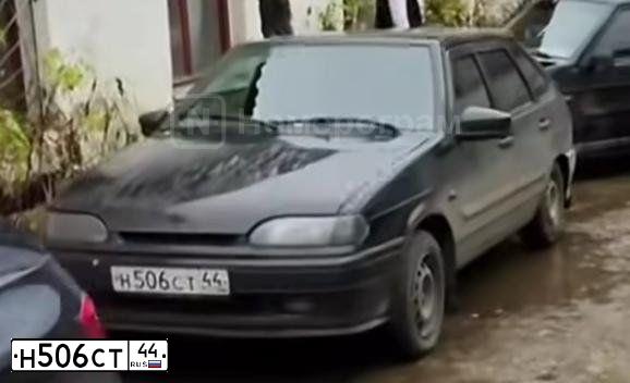Фото автомобиля LADA 2114 SAMARA, 2011 — госномер Н506СТ44. Цвет: Сине-Черный