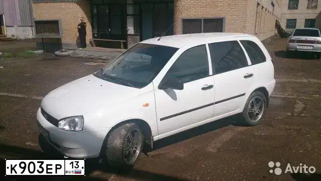 Фото автомобиля LADA 1117 KALINA, 2012 — госномер К903ЕР13. Цвет: БЕЛЫЙ