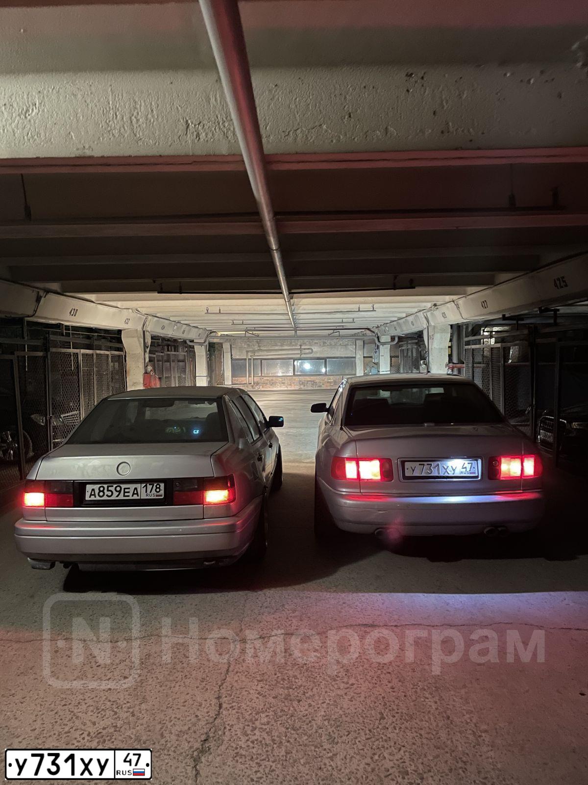 Фото автомобиля AUDI A8, 1997 — госномер В573НВ51