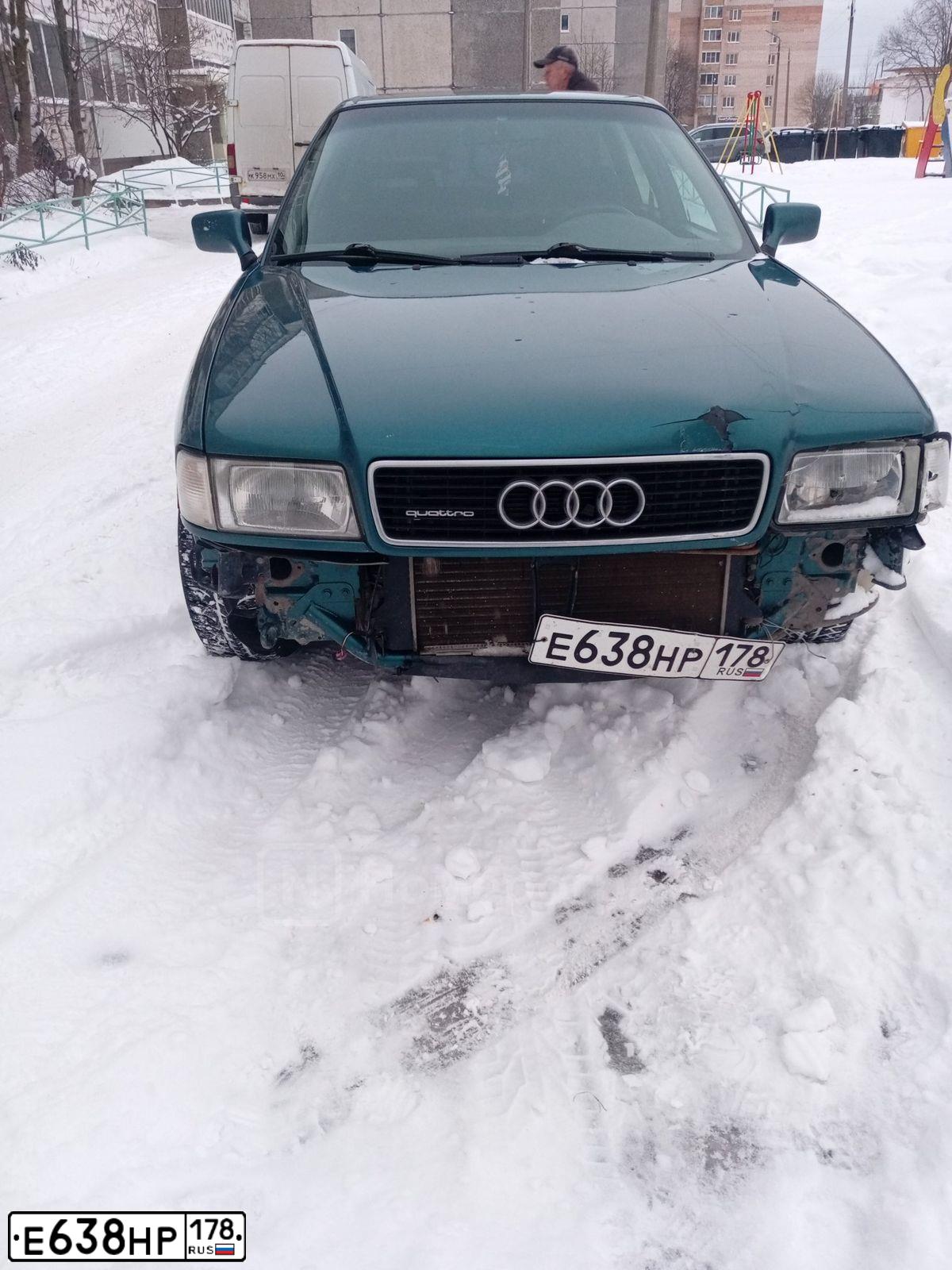 Фото автомобиля AUDI 80, 1992 — госномер Р838УС99. Цвет: ЗЕЛЕНЫЙ