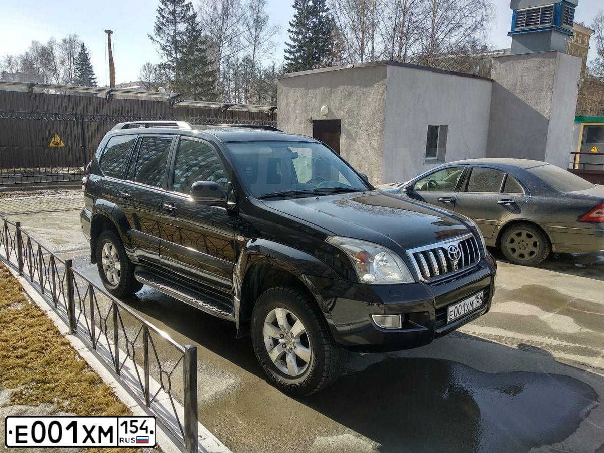 Фото автомобиля SUBARU FORESTER, 2012 — госномер К990КУ142. Цвет: ЧЕРНЫЙ
