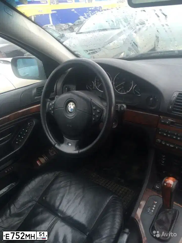 Фото автомобиля BMW SERIE 5, 2000 — госномер А380ЕУ51. Цвет: ЧЕРНЫЙ