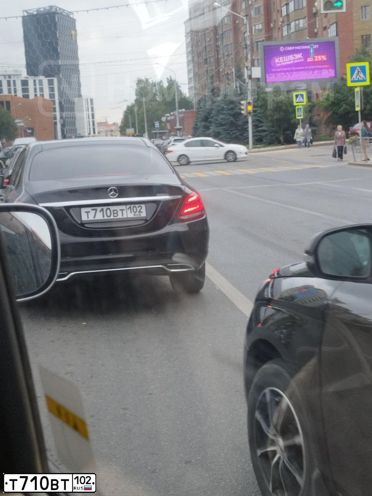 Фото автомобиля MERCEDES C-KLASSE, 2014 — госномер Т710ВТ102. Цвет: ЧЕРНЫЙ