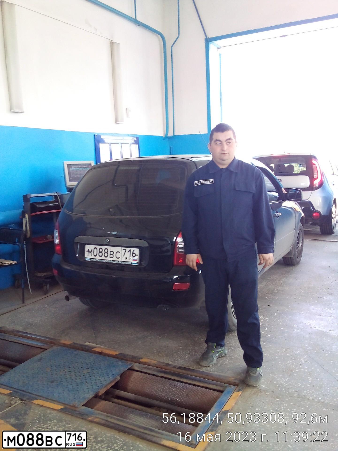 Фото автомобиля LADA 111730 LADA KALINA, 2012 — госномер М977ТТ763. Цвет: Сине-Черный