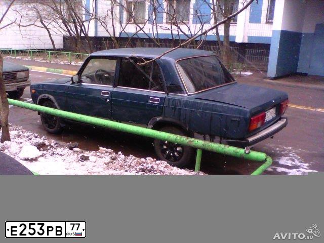 Фото автомобиля LADA 2105, 1996 — госномер Е253РВ77. Цвет: СИНИЙ