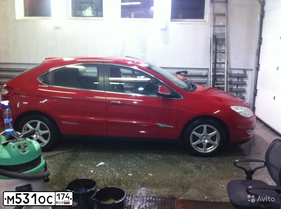 Фото автомобиля CHERY M11, 2011 — госномер Е003ЕА774. Цвет: Красный