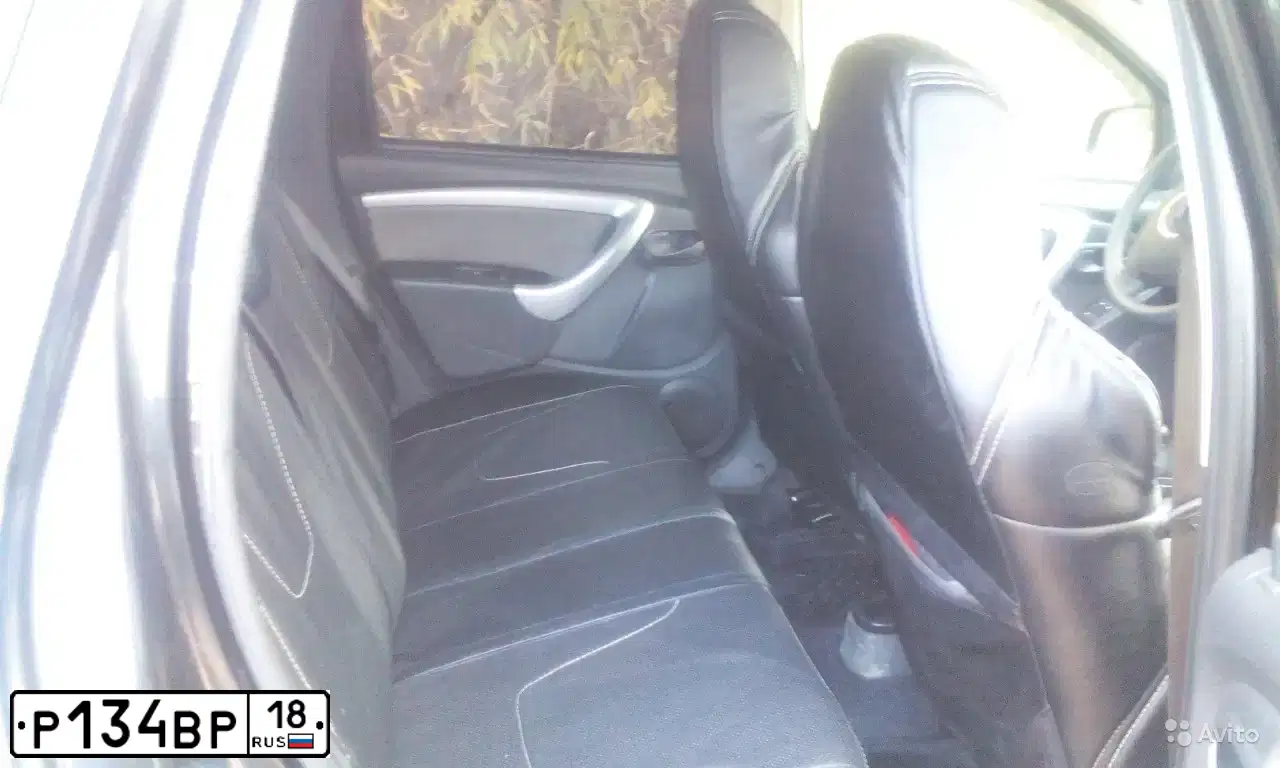 Фото автомобиля RENAULT DUSTER, 2013 — госномер Р134ВР18. Цвет: ЧЕРНЫЙ