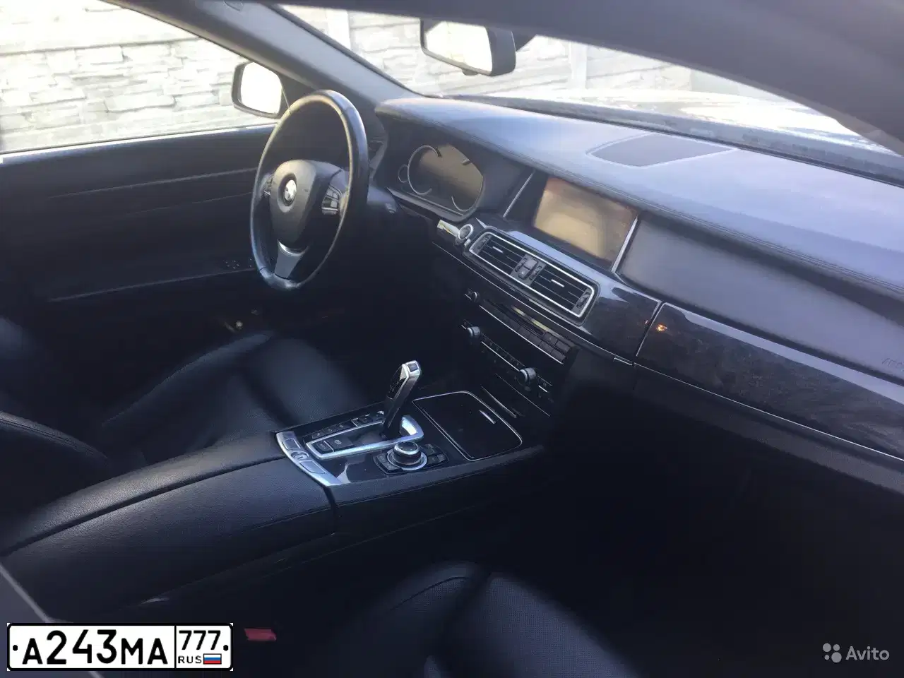 Фото автомобиля BMW SERIE 7, 2012 — госномер А088ХЕ790. Цвет: СЕРЫЙ ТЕМНЫЙ