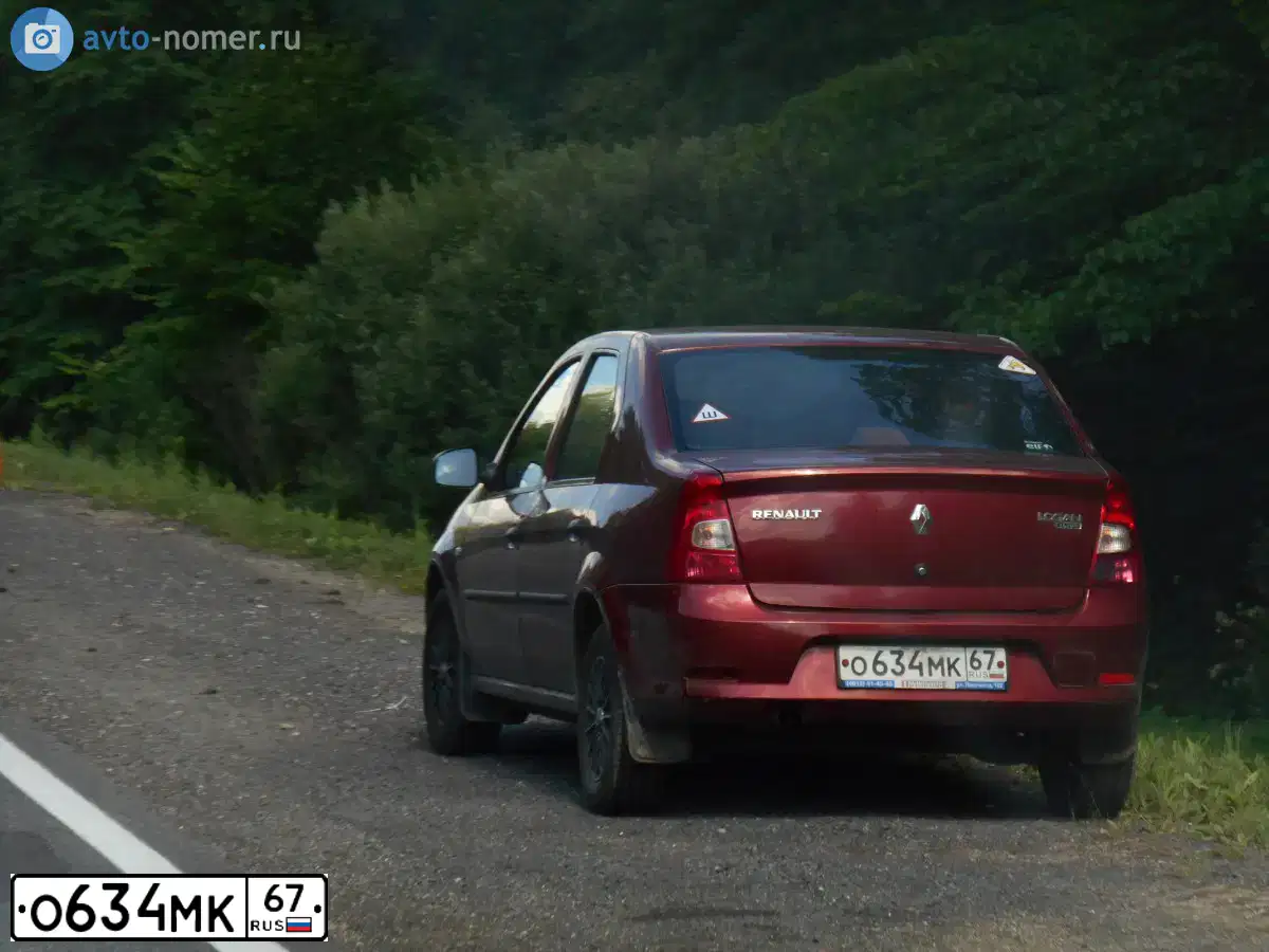Фото автомобиля RENAULT LOGAN, 2010 — госномер О634МК67. Цвет: Красный