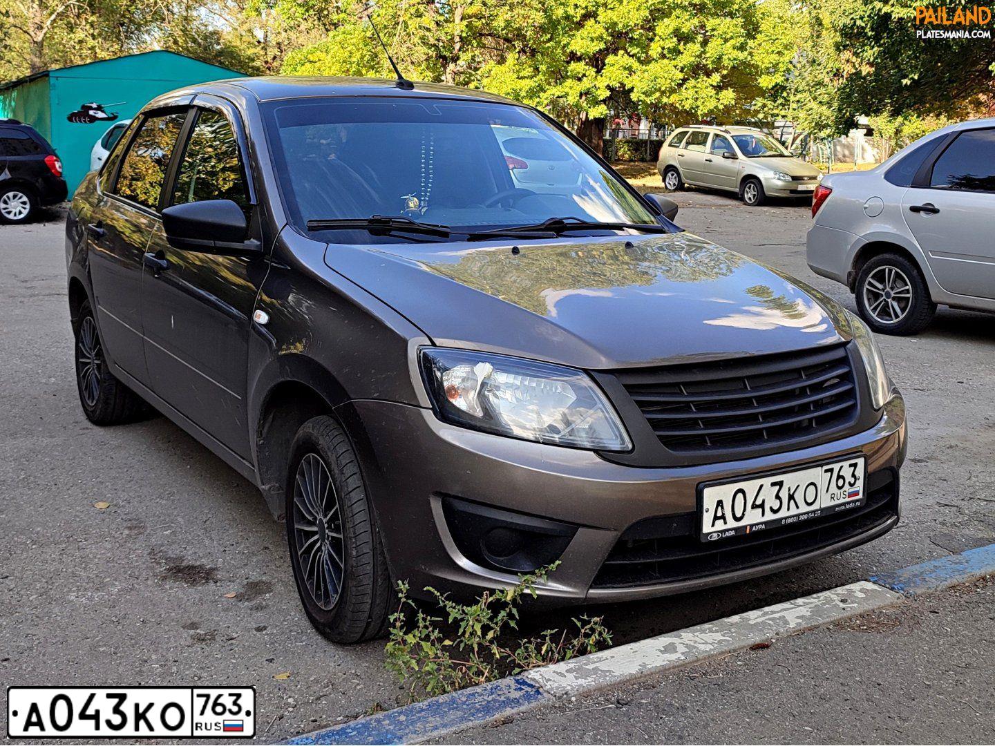 Фото автомобиля LADA 2190 GRANTA, 2018 — госномер А043КО763. Цвет: Золотисто-коричневый