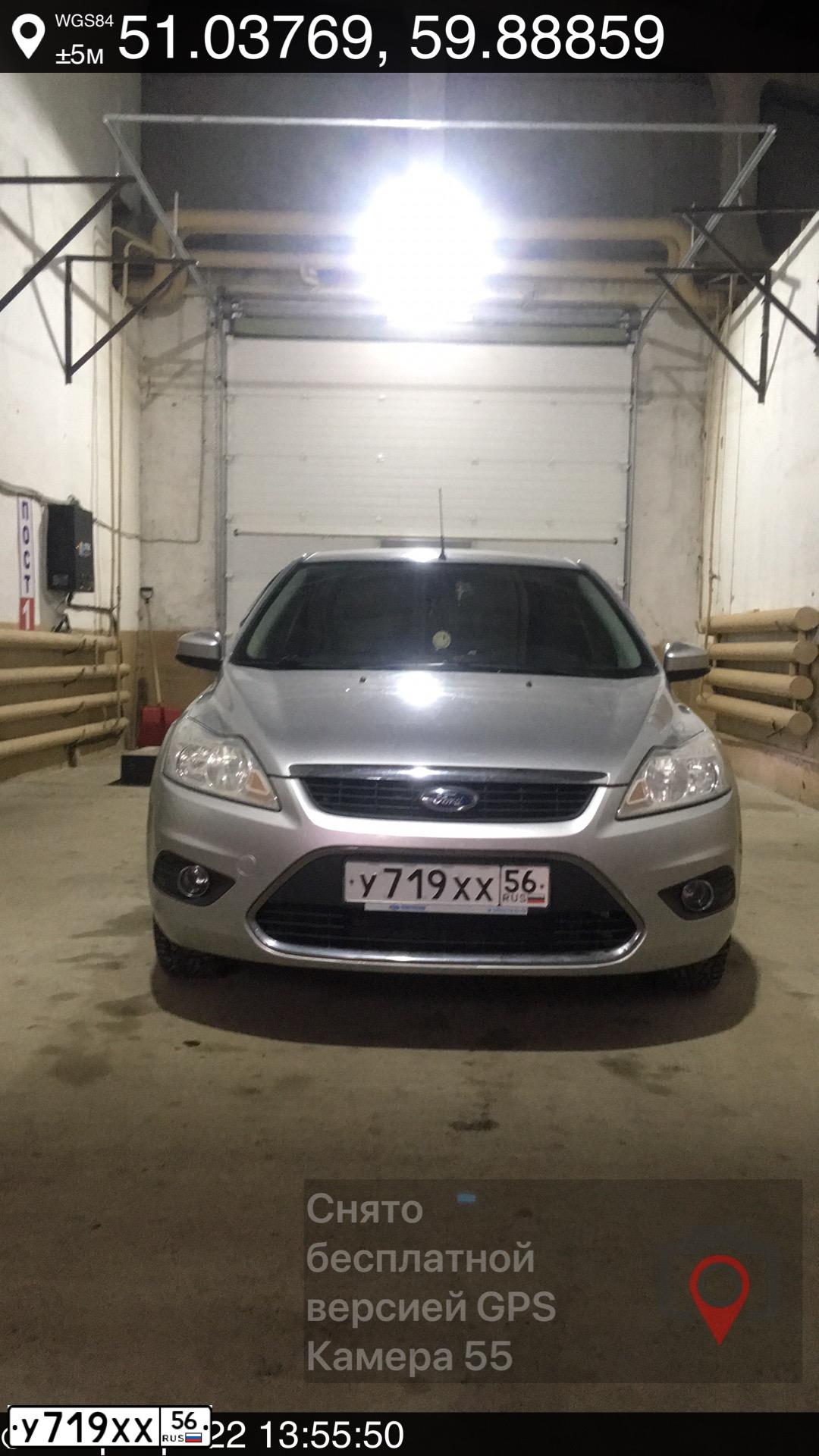Фото автомобиля FORD FOCUS, 2008 — госномер К666РР56. Цвет: СЕРЕБРИСТЫЙ