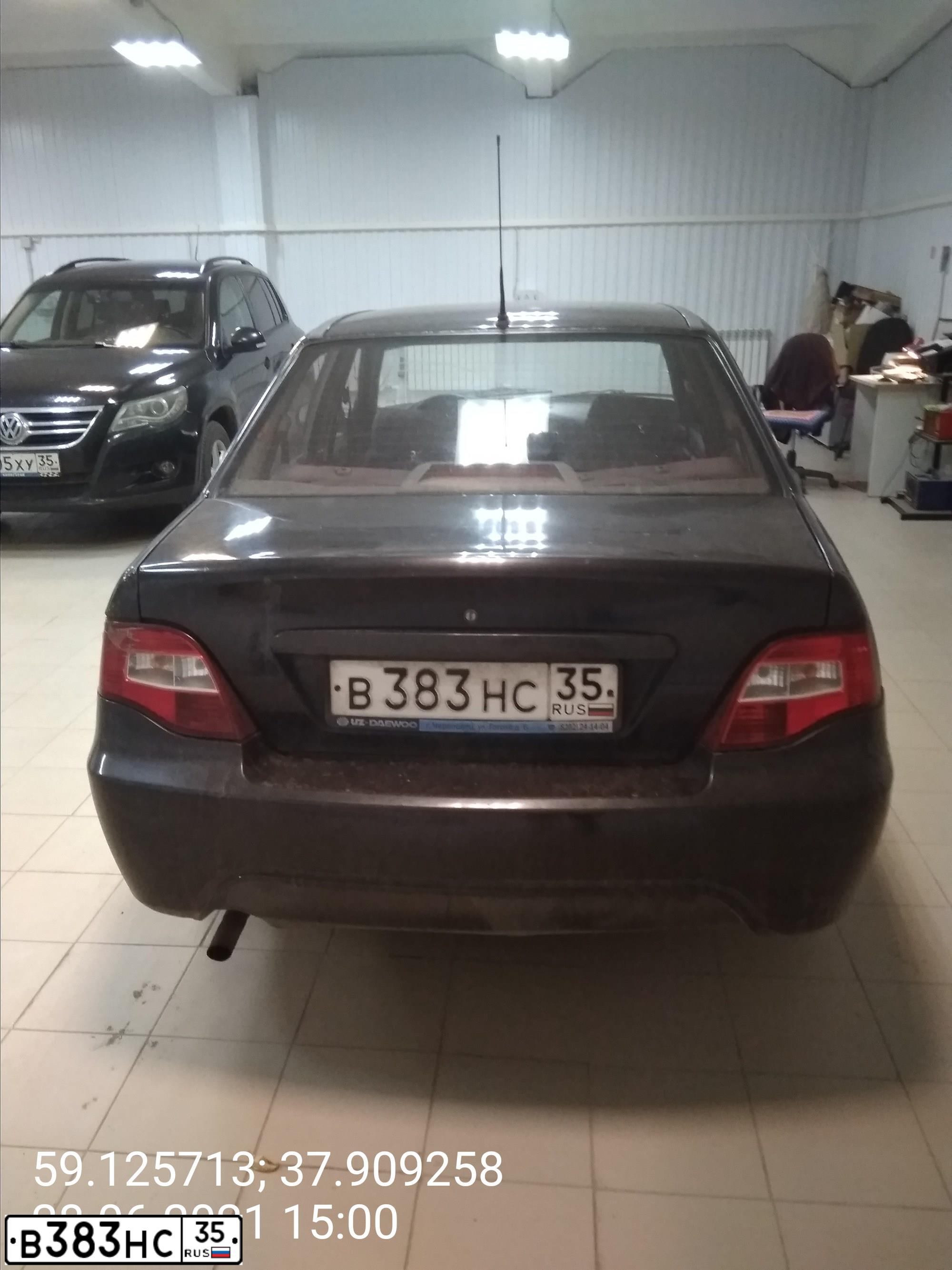 Фото автомобиля DAEWOO NEXIA, 2011 — госномер В383НС35. Цвет: БЛЕДНО-ЧЕРНЫЙ