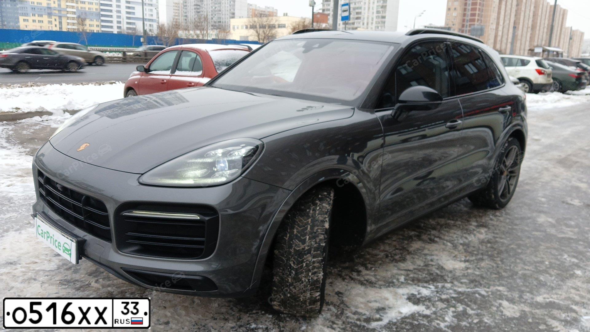 Фото автомобиля PORSCHE CAYENNE, 2020 — госномер С380ВВ797. Цвет: КРАСНЫЙ