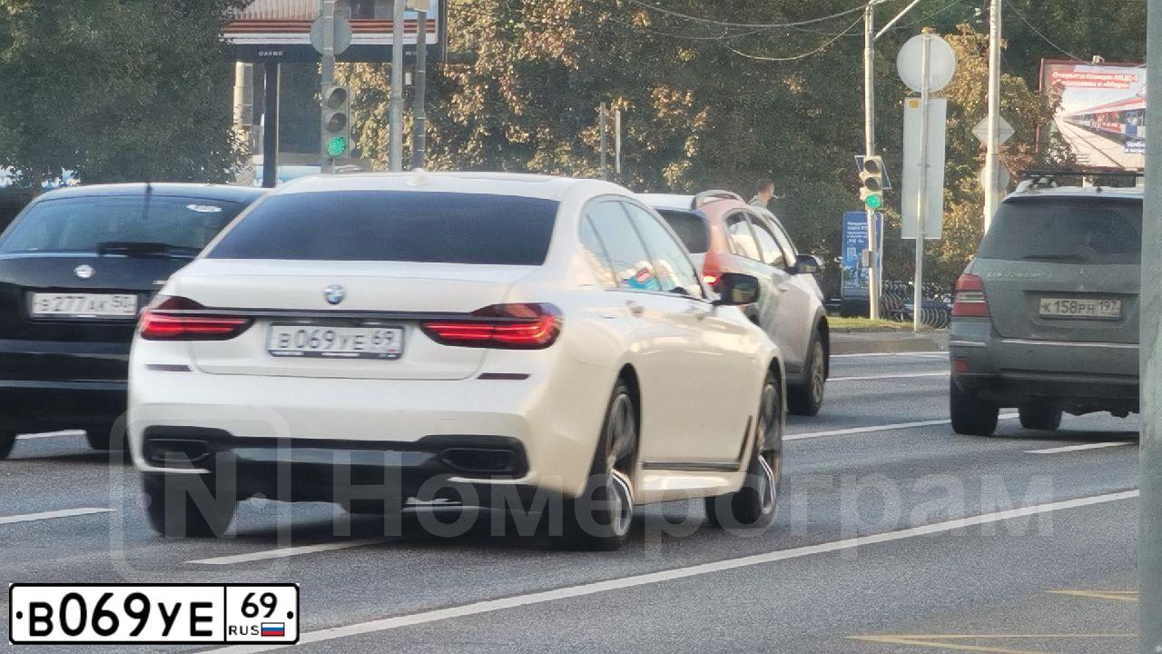 Фото автомобиля LADA 4X4, 2023 — госномер В069УЕ69. Цвет: Белый