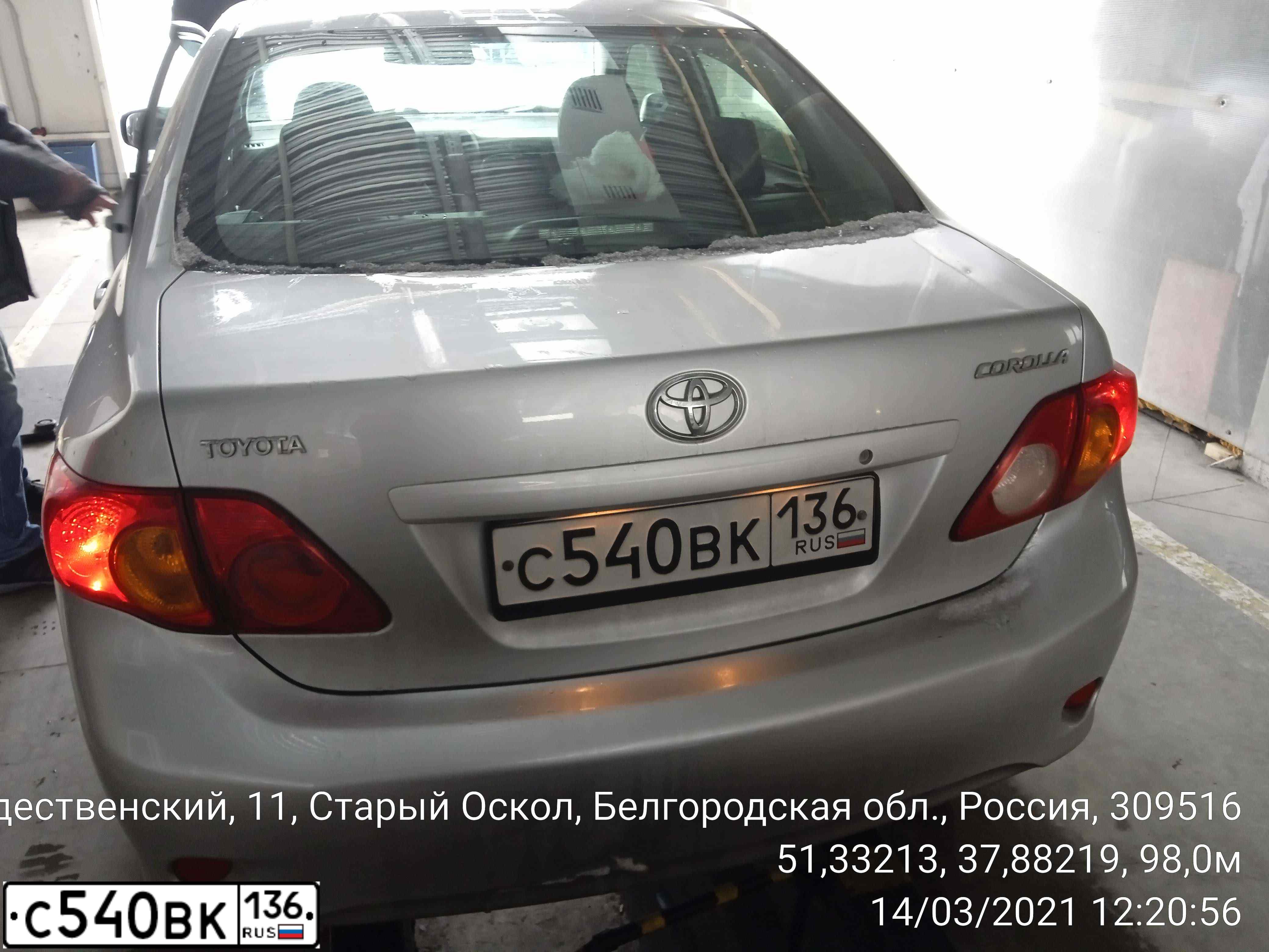 Фото автомобиля TOYOTA COROLLA, 2007 — госномер С540ВК136. Цвет: серебристый