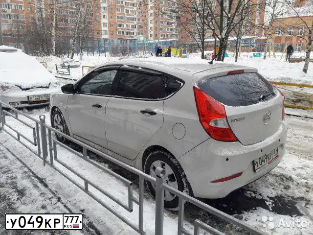 Фото автомобиля HYUNDAI SOLARIS, 2014 — госномер У927УС71. Цвет: БЕЖЕВЫЙ