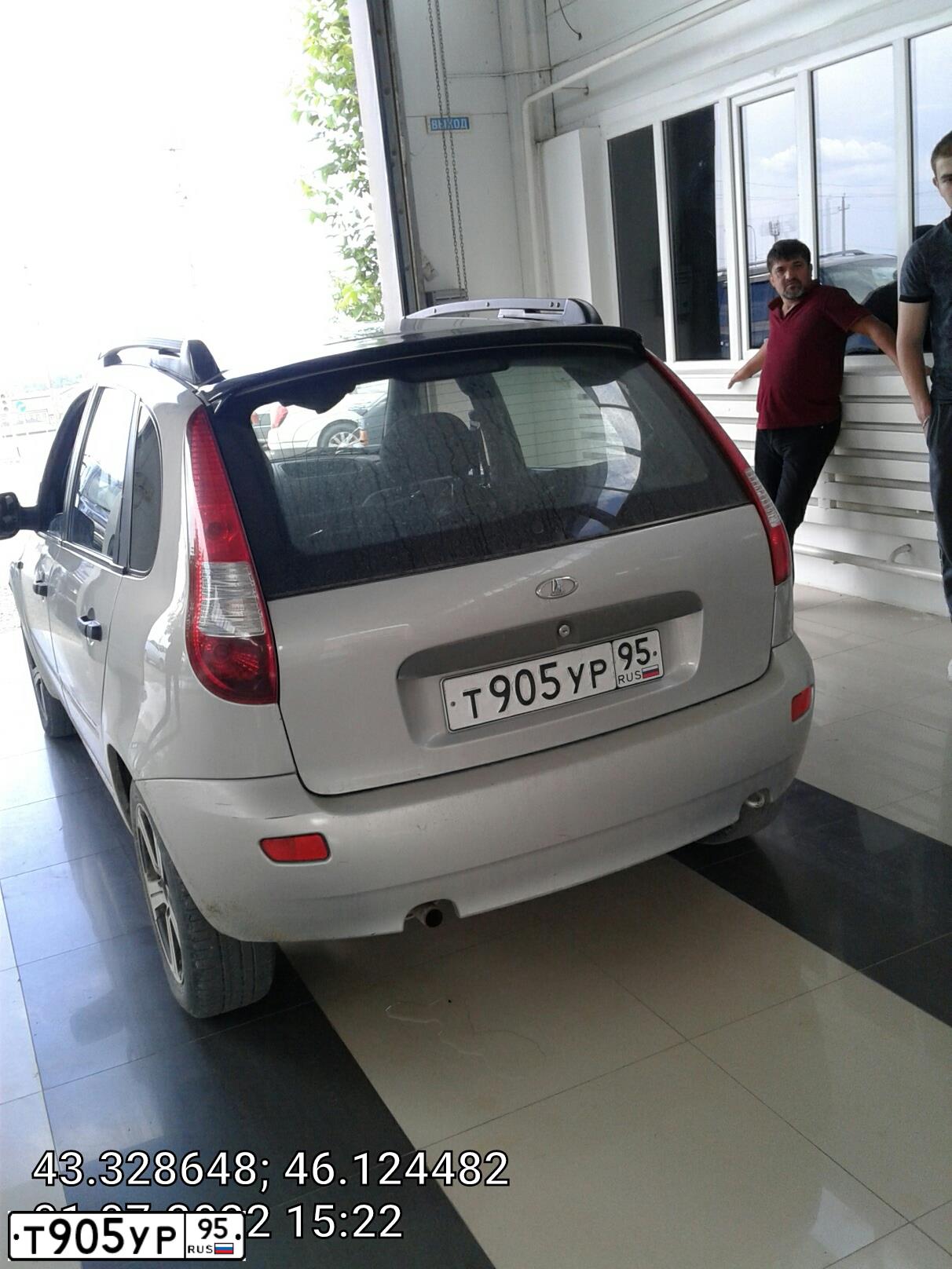 Фото автомобиля LADA 1119 KALINA, 2010 — госномер Р225ЕА126. Цвет: Серебристый