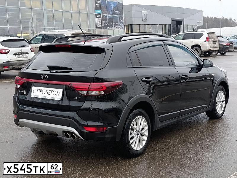 Фото автомобиля KIA RIO, 2020 — госномер Х545ТК62. Цвет: ЧЕРНЫЙ