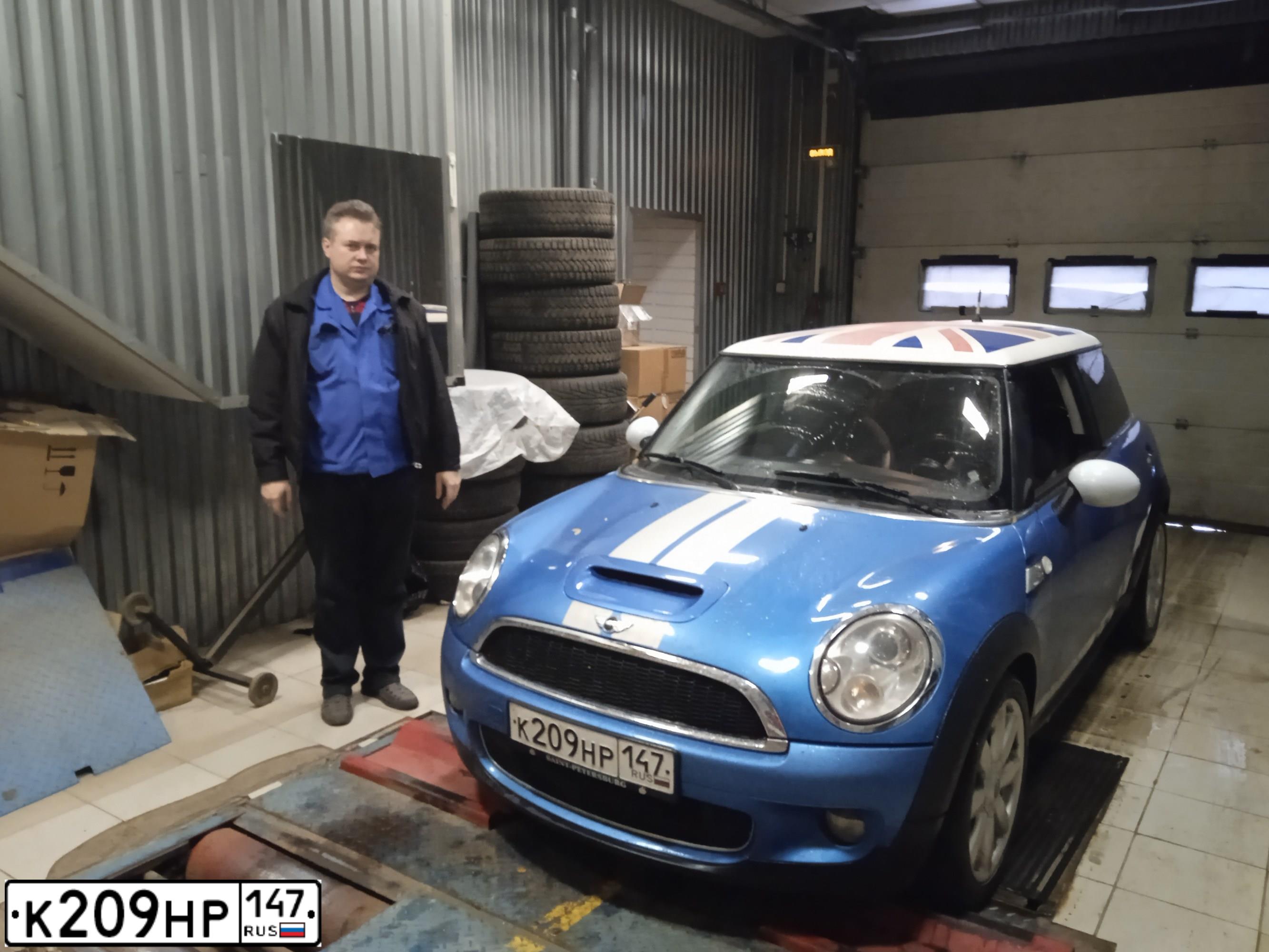 Фото автомобиля MINI COOPER, 2008 — госномер Т161ТВ198