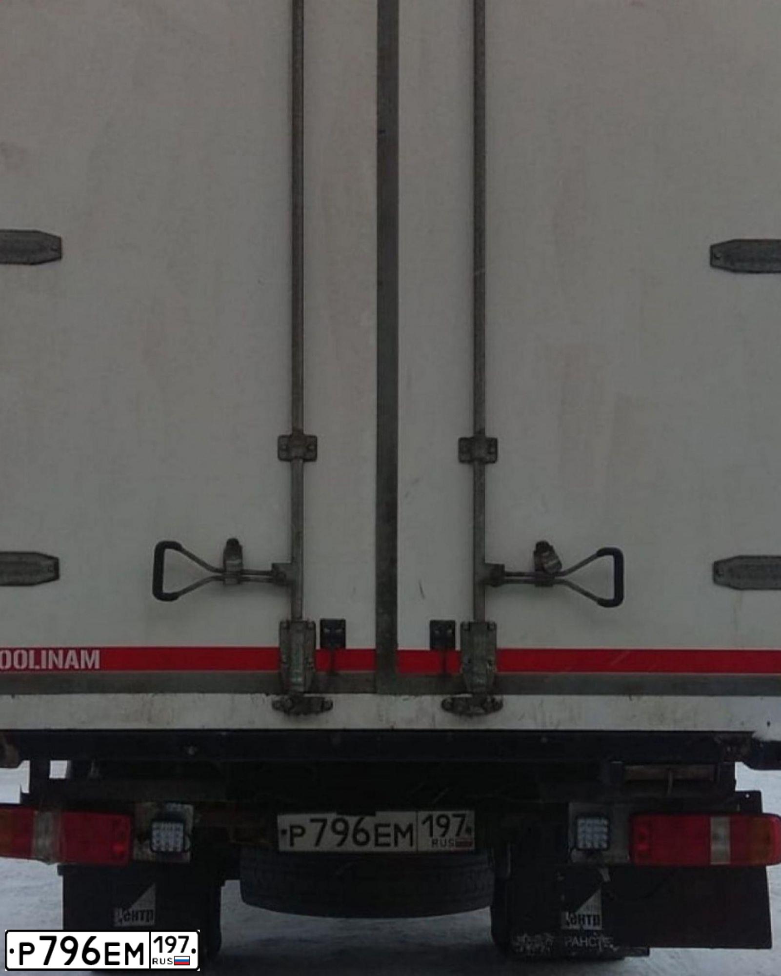 Фото автомобиля HYUNDAI MIGHTY, 2010 — госномер Р796ЕМ197. Цвет: БЕЛЫЙ