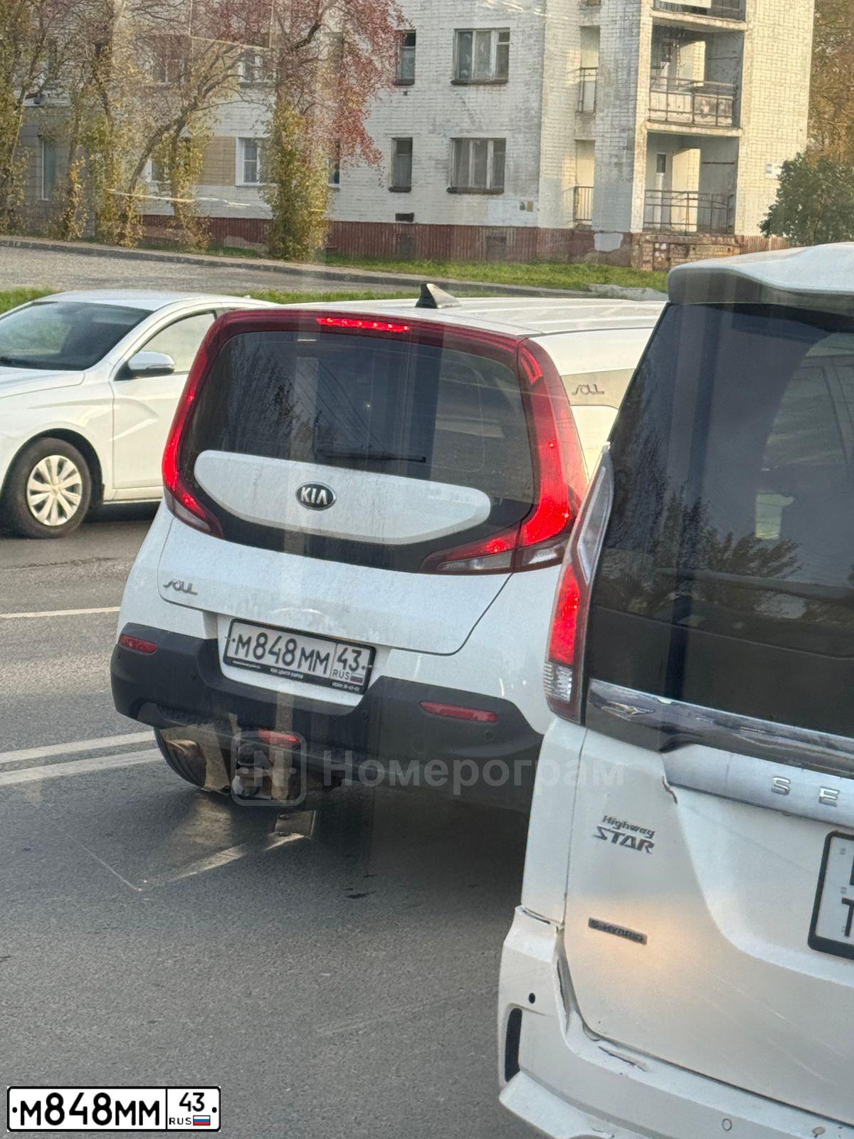 Фото автомобиля VOLKSWAGEN TIGUAN, 2010 — госномер М848ММ43. Цвет: Белый