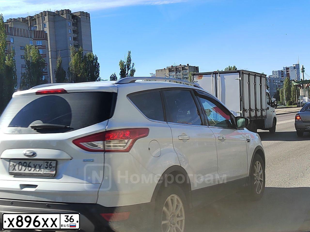 Фото автомобиля BMW X1, 2018 — госномер А316НО797. Цвет: БЕЛЫЙ МЕТАЛЛИК