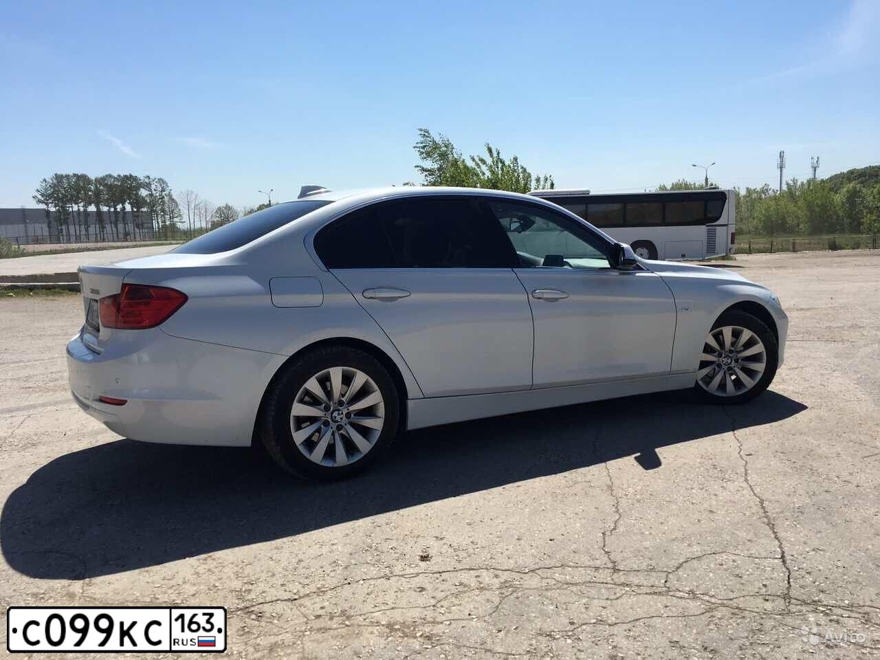 Фото автомобиля BMW SERIE 3, 2012 — госномер Р302ОХ58. Цвет: Белый