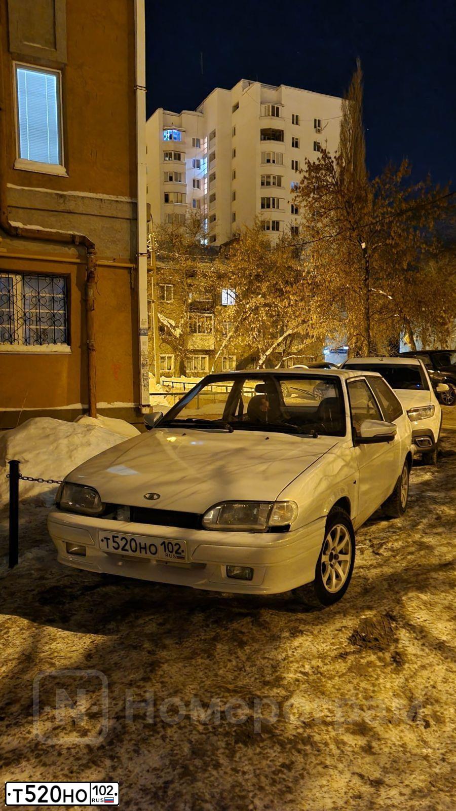 Фото автомобиля LADA 2113 SAMARA, 2011 — госномер Т520НО102. Цвет: БЕЛЫЙ